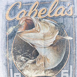 Cabelas graphic bass T shirt